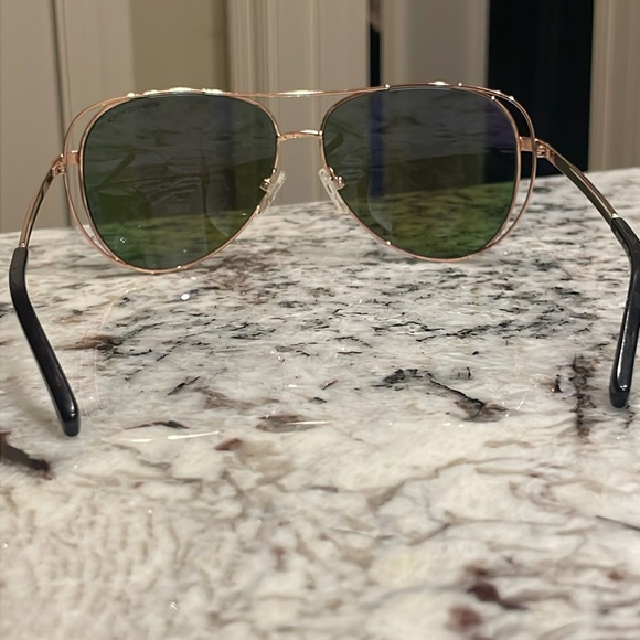 NEVER WORN - Michael Kors Sunglasses (Comes with Michael Kors Sunglass Case) - Picture 4 of 8